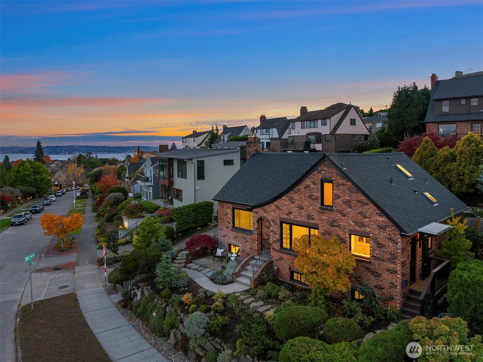 2503 37th Avenue West Seattle, WA 98199 - Photo 33 of 36 an aerial view of multiple houses