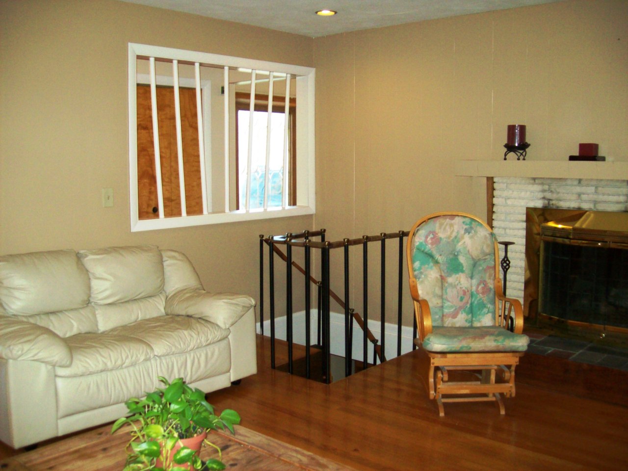 63 Oak Hill Road Pittsfield, MA 01201 - Photo 7 of 33 Living Room