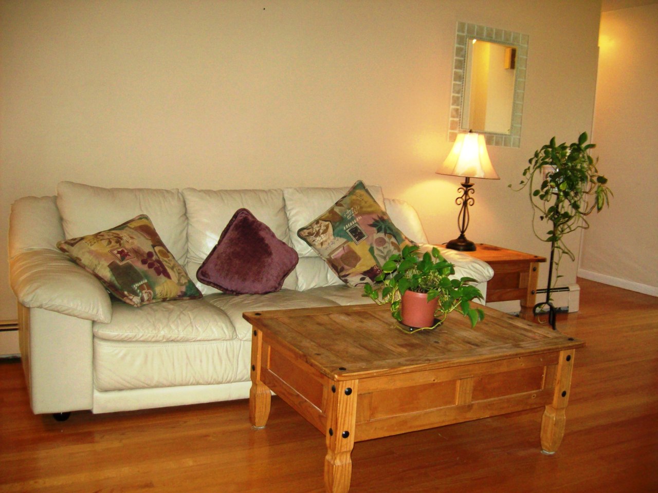 63 Oak Hill Road Pittsfield, MA 01201 - Photo 8 of 33 Living Room