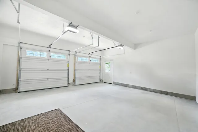 a view of a garage