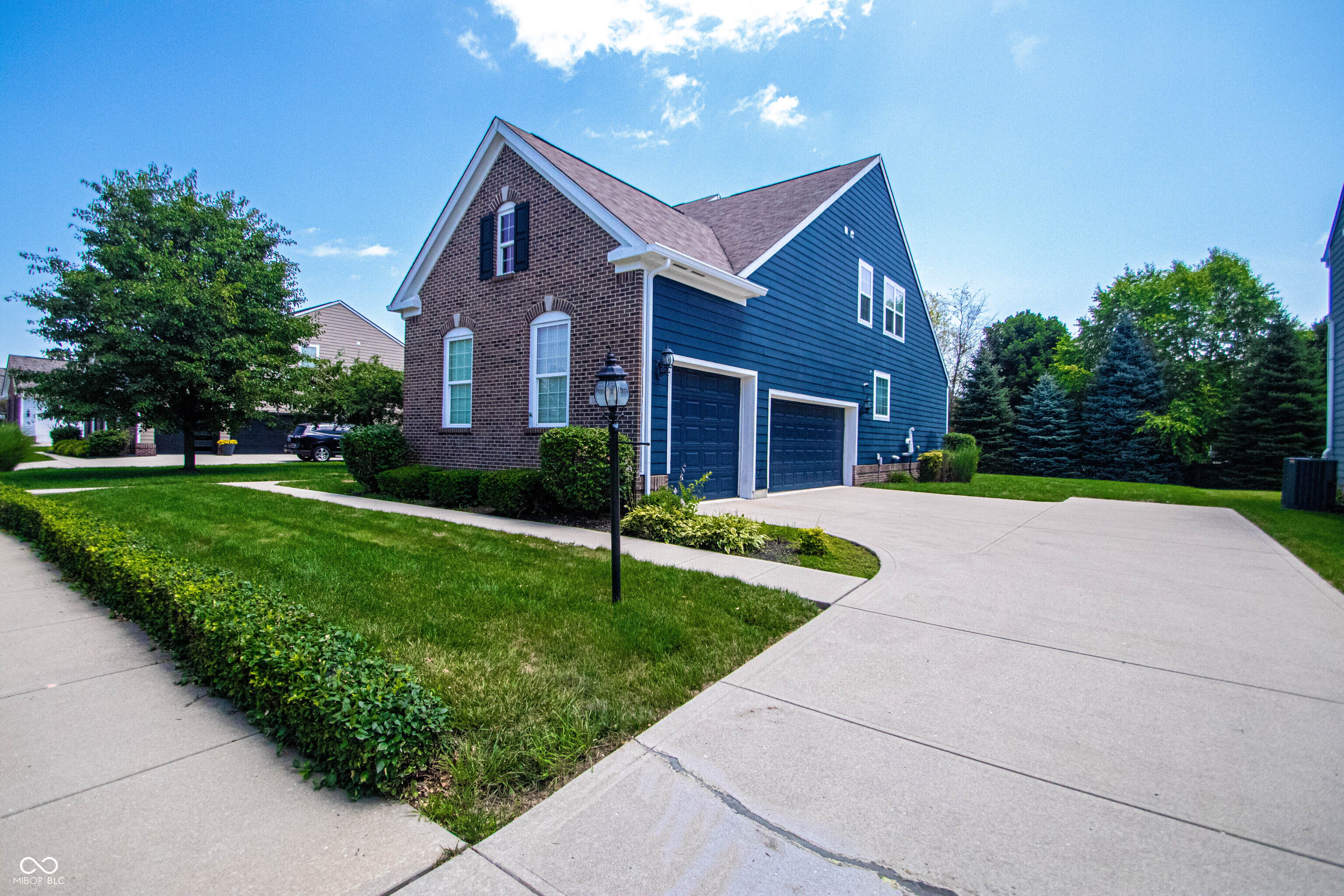12857 Pennington Road Fishers, IN 46037 - Photo 5 of 51