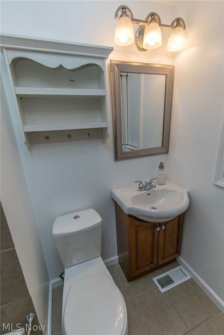 3805 Root Road North Olmsted, OH 44070 - Photo 19 of 31 Gallery Image 19