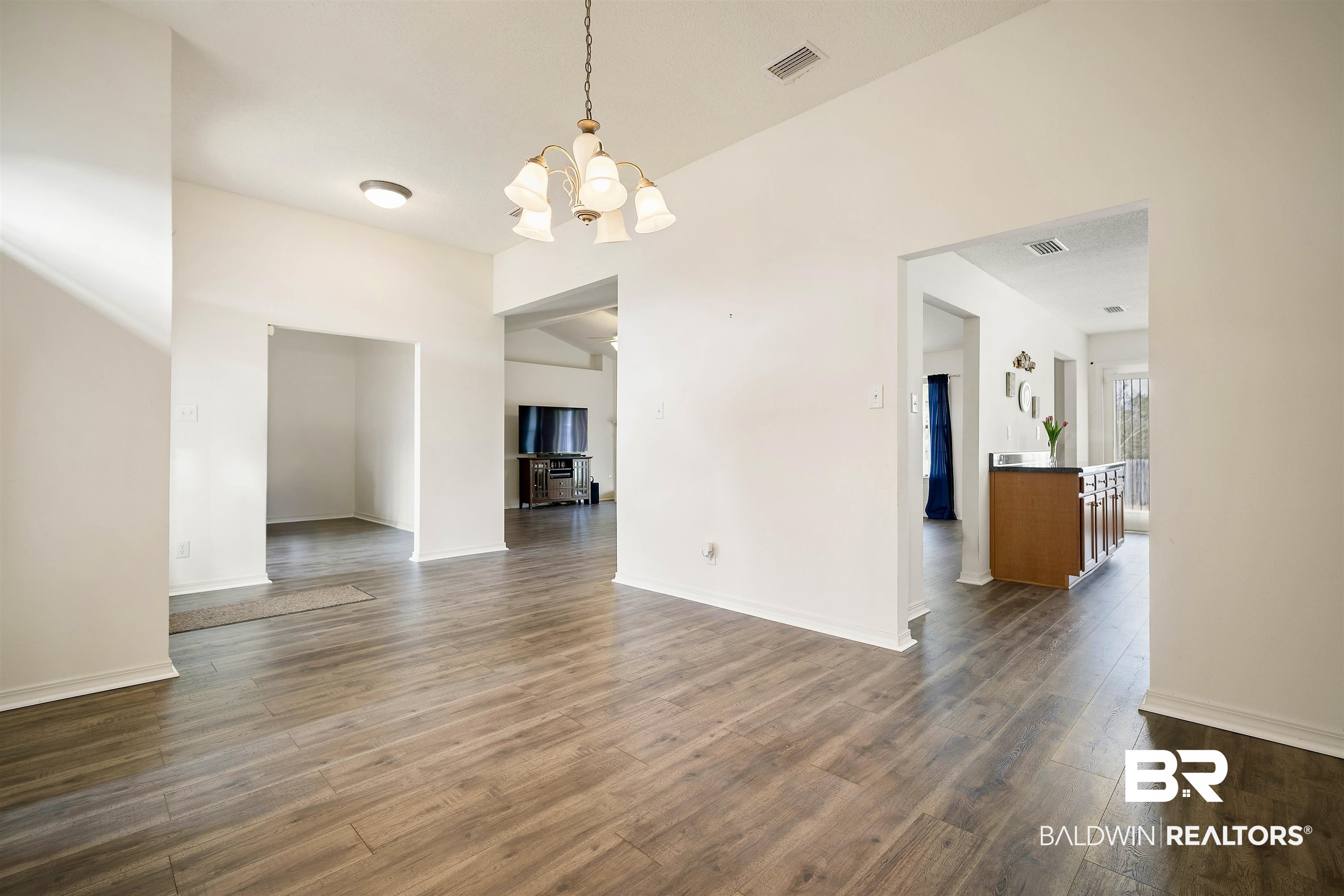 10692 Middle Oak Drive Mobile, AL 36695 - Photo 3 of 27 Dining Area