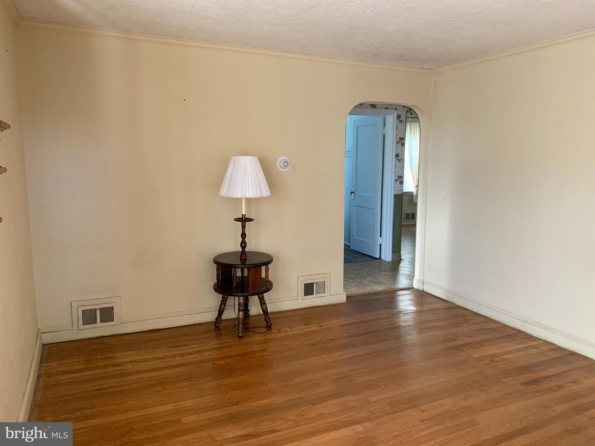 586 Hillcrest Road York, PA 17403 - Photo 14 of 19 Gallery Image 14
