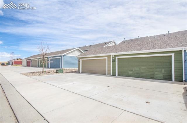 6362 Pilgrimage Road Colorado Springs, CO 80925 - Photo 7 of 27