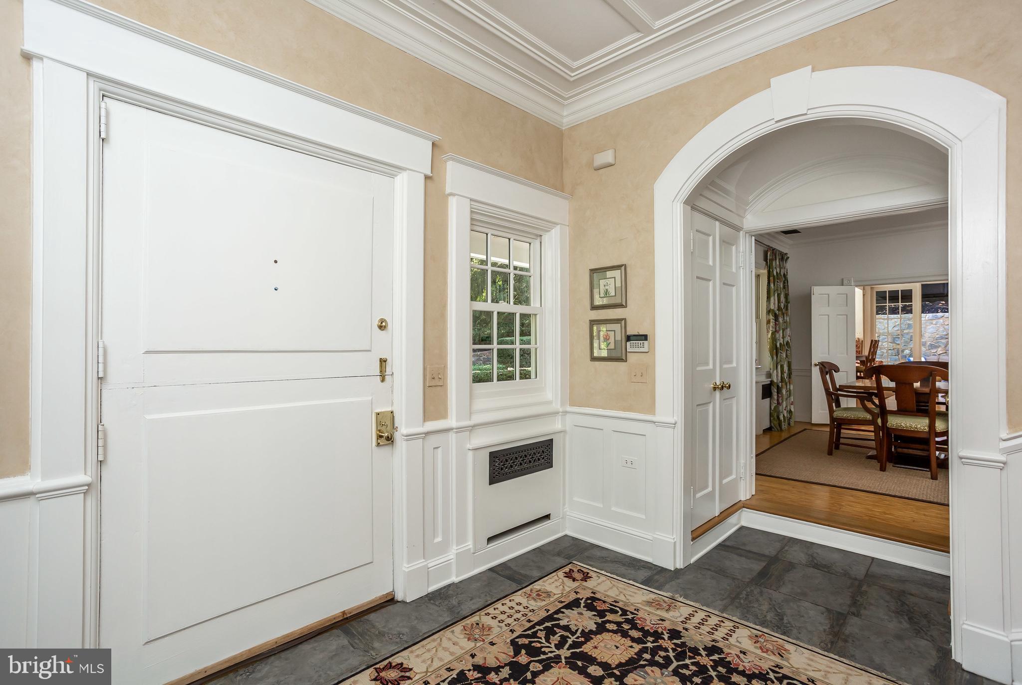1844 Circle Road Baltimore, MD 21204 - Photo 4 of 56 Gallery Image 4