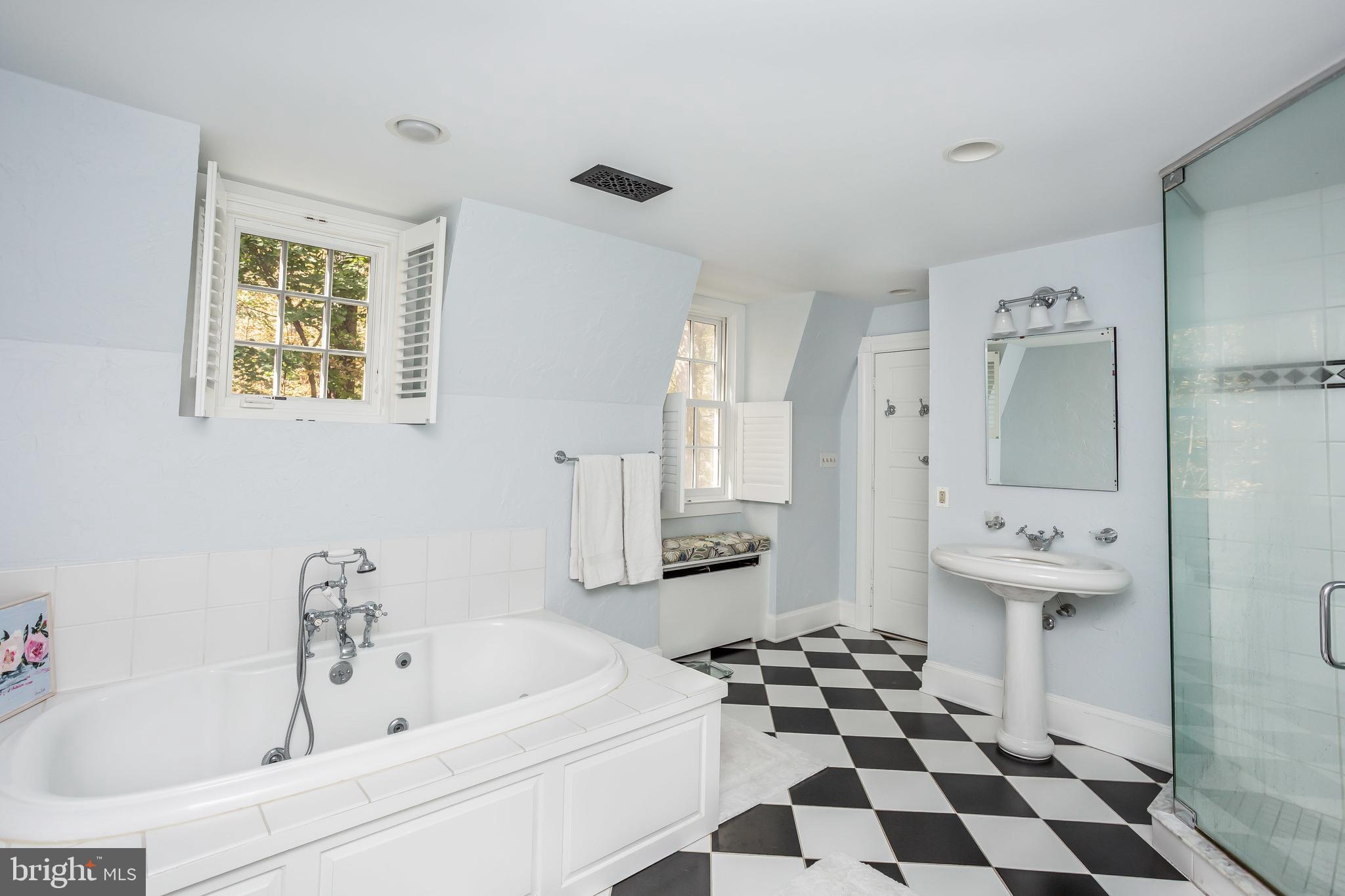 1844 Circle Road Baltimore, MD 21204 - Photo 36 of 56 Gallery Image 36