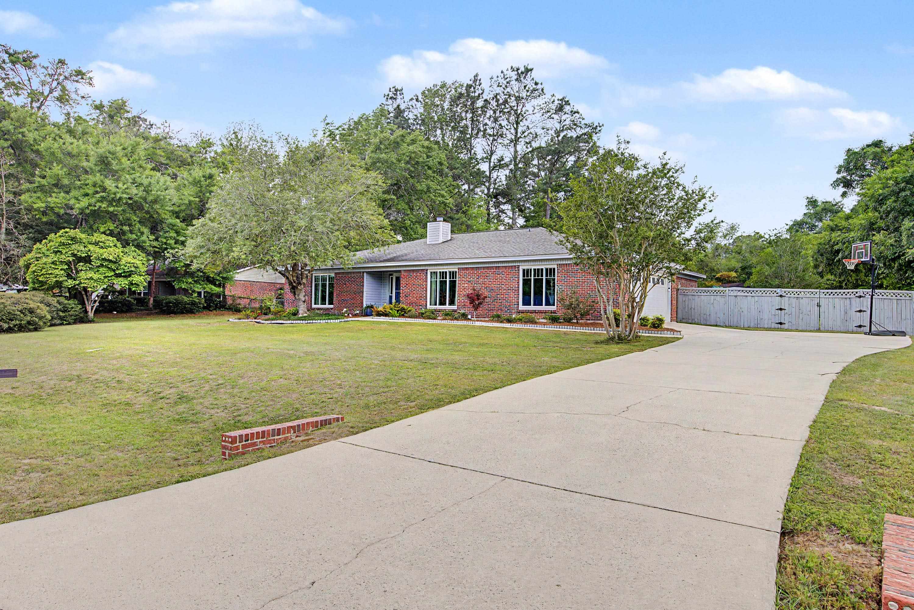 4356 Rockingham Road Tallahassee, FL 32303 - Photo 6 of 46 Gallery Image 6