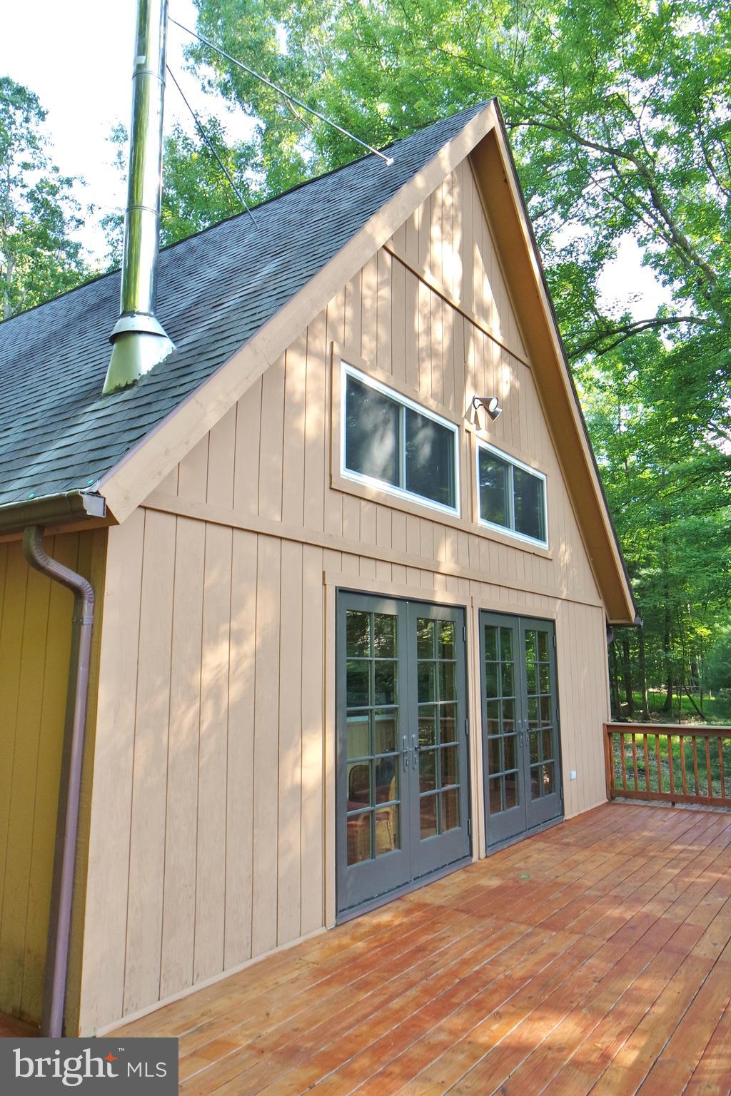 585 Timber Ridge Lane Mount Jackson, VA 22842 - Photo 4 of 44
