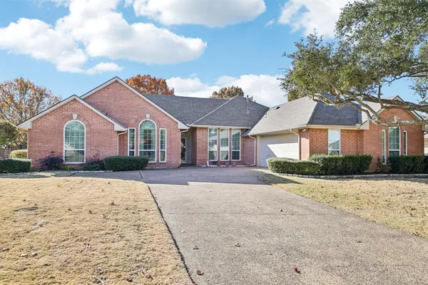 $549,900 | 303 James Drive, Heath, TX 75032