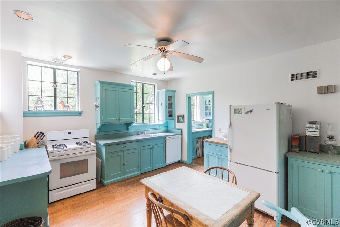 700 Rock Castle Road Goochland, VA 23063 - Photo 21 of 49 Cabinetry continues into the main Kitchen with pro
