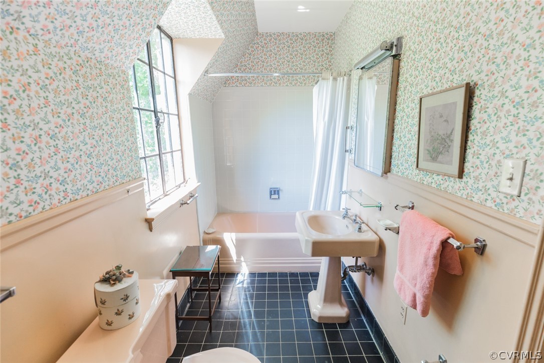 700 Rock Castle Road Goochland, VA 23063 - Photo 31 of 49 There is a second full bath on the second floor wh
