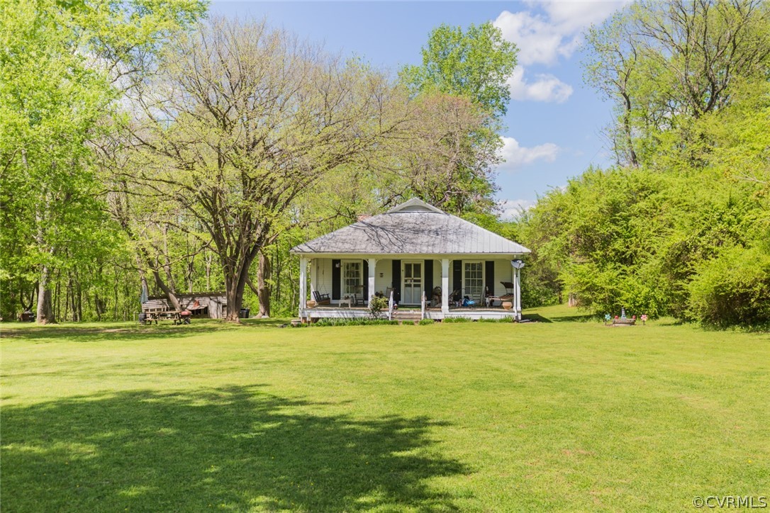 700 Rock Castle Road Goochland, VA 23063 - Photo 49 of 49 The third house on the property is a circa 1900 fa