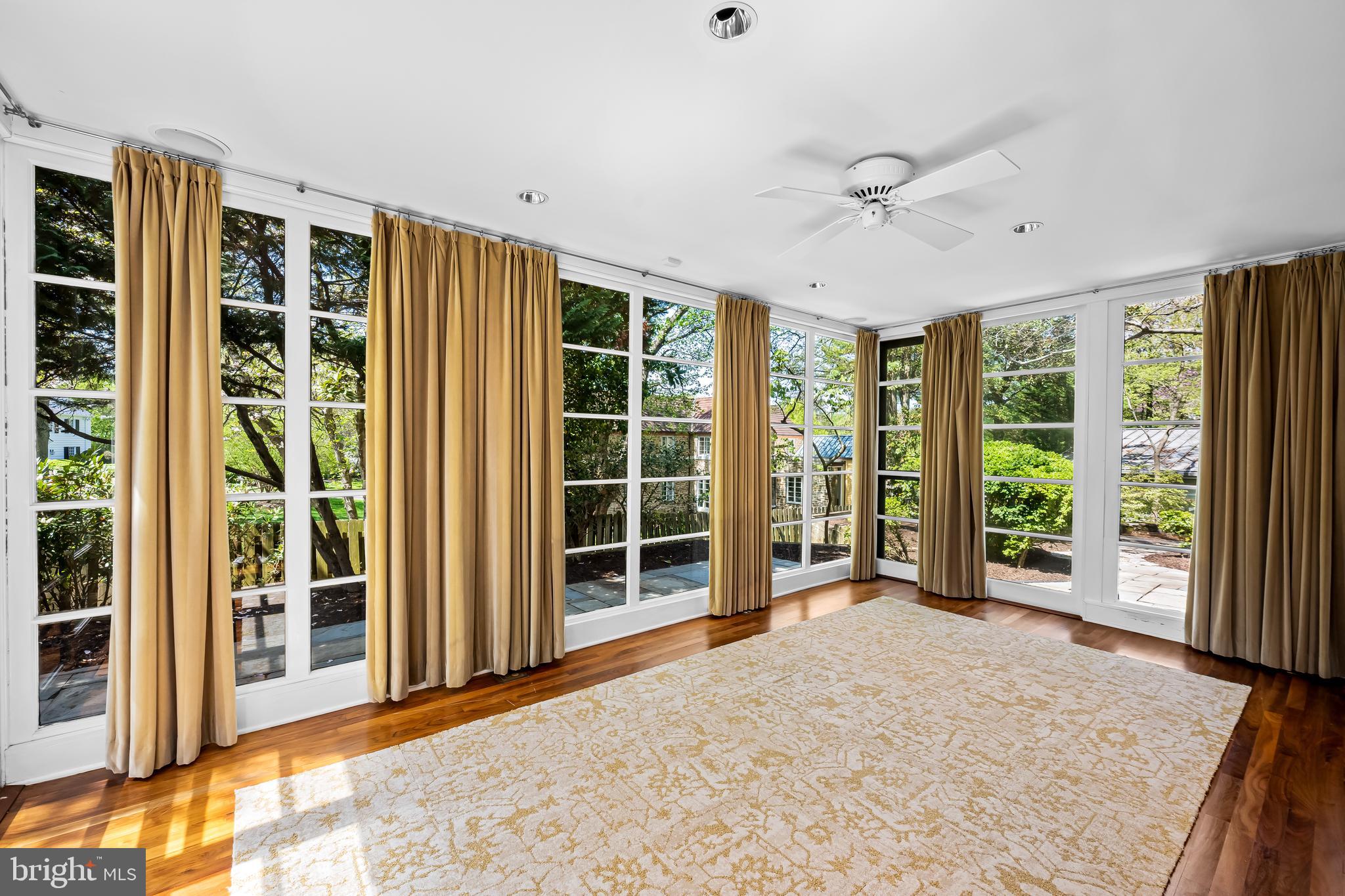 6 Meadow Road Baltimore, MD 21212 - Photo 22 of 66 Sunroom opens to rear terrace