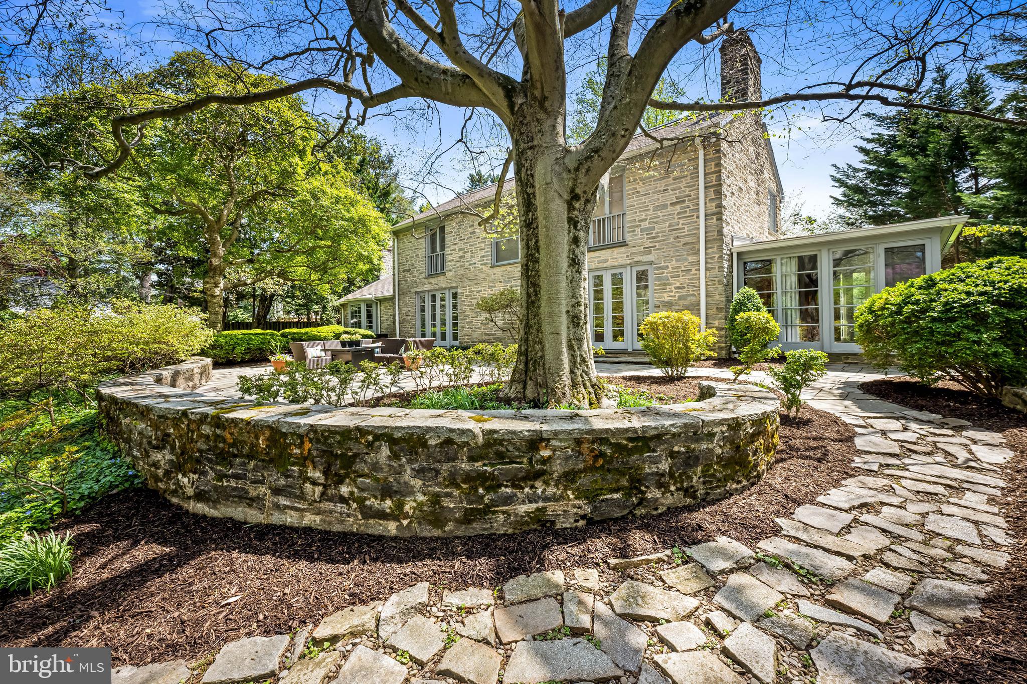 6 Meadow Road Baltimore, MD 21212 - Photo 24 of 66 Stone sitting walls and stone pathways
