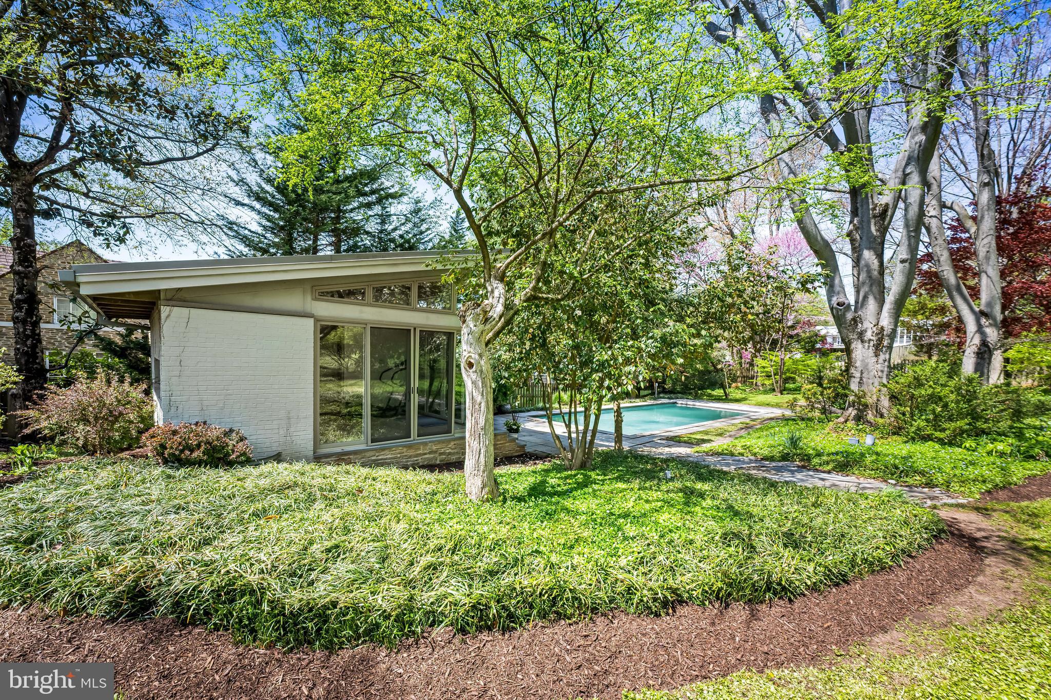 6 Meadow Road Baltimore, MD 21212 - Photo 54 of 66 front view of a house with a yard