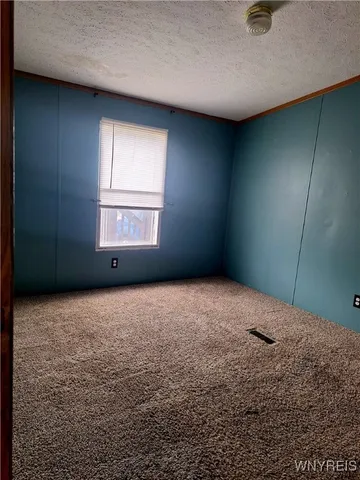 $59,999 | 1461 Center Drive, Alden, NY 14004