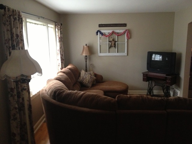 2237 12th Avenue Riverside, IL 60546 - Photo 2 of 17