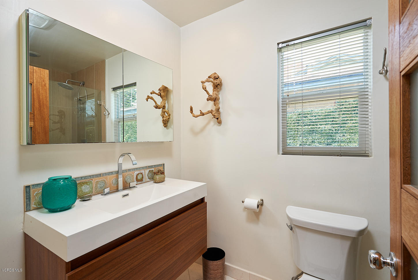 1008 West Roderick Avenue Oxnard, CA 93030 - Photo 17 of 29 1008 W Roderick Av Oxnard MLS (22)
