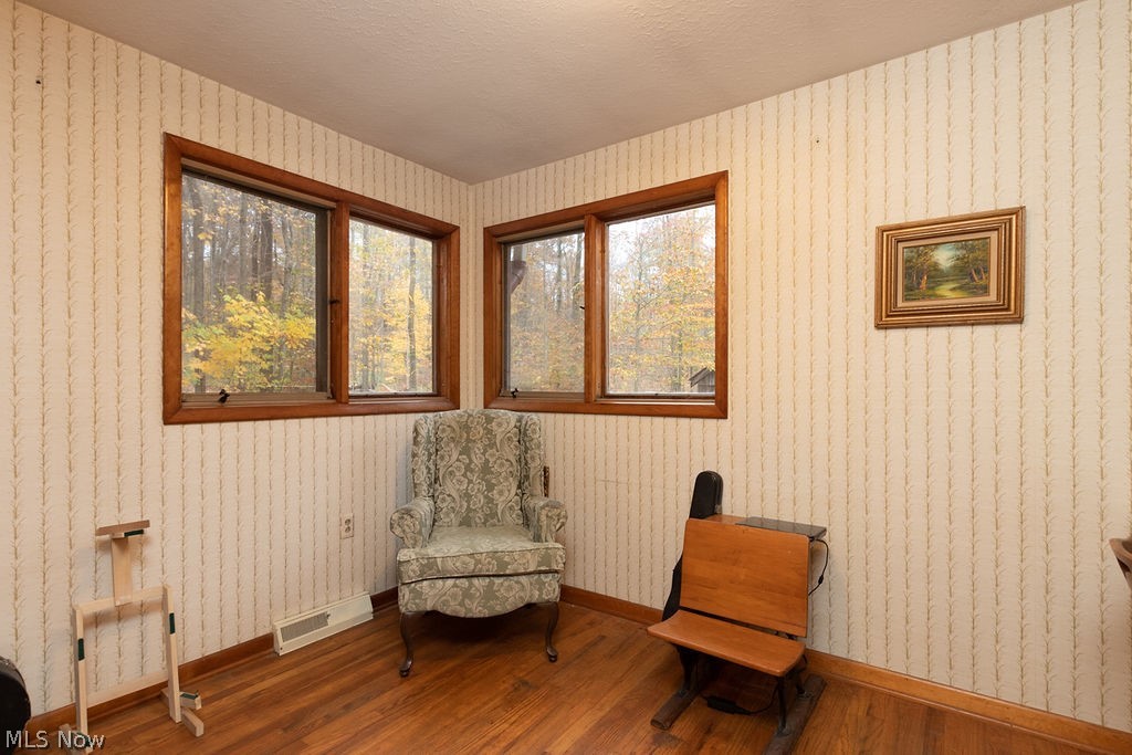 9837 Chardon Road Chardon, OH 44024 - Photo 21 of 33 Gallery Image 21