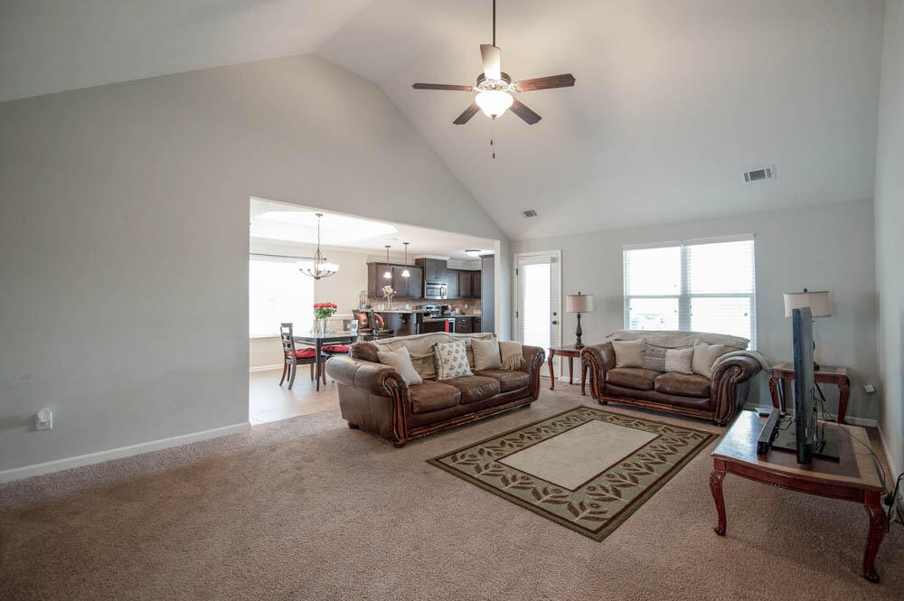 738 Neville Street Grovetown, GA 30813 - Photo 8 of 25 livroom2 (9)