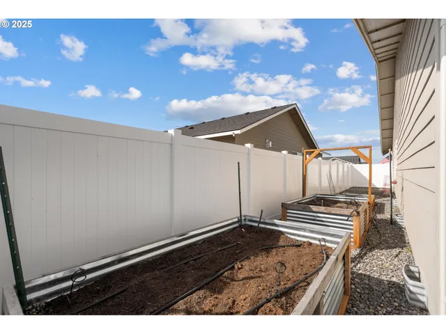 $369,000 | 205 River Ridge Drive, Boardman, OR 97818