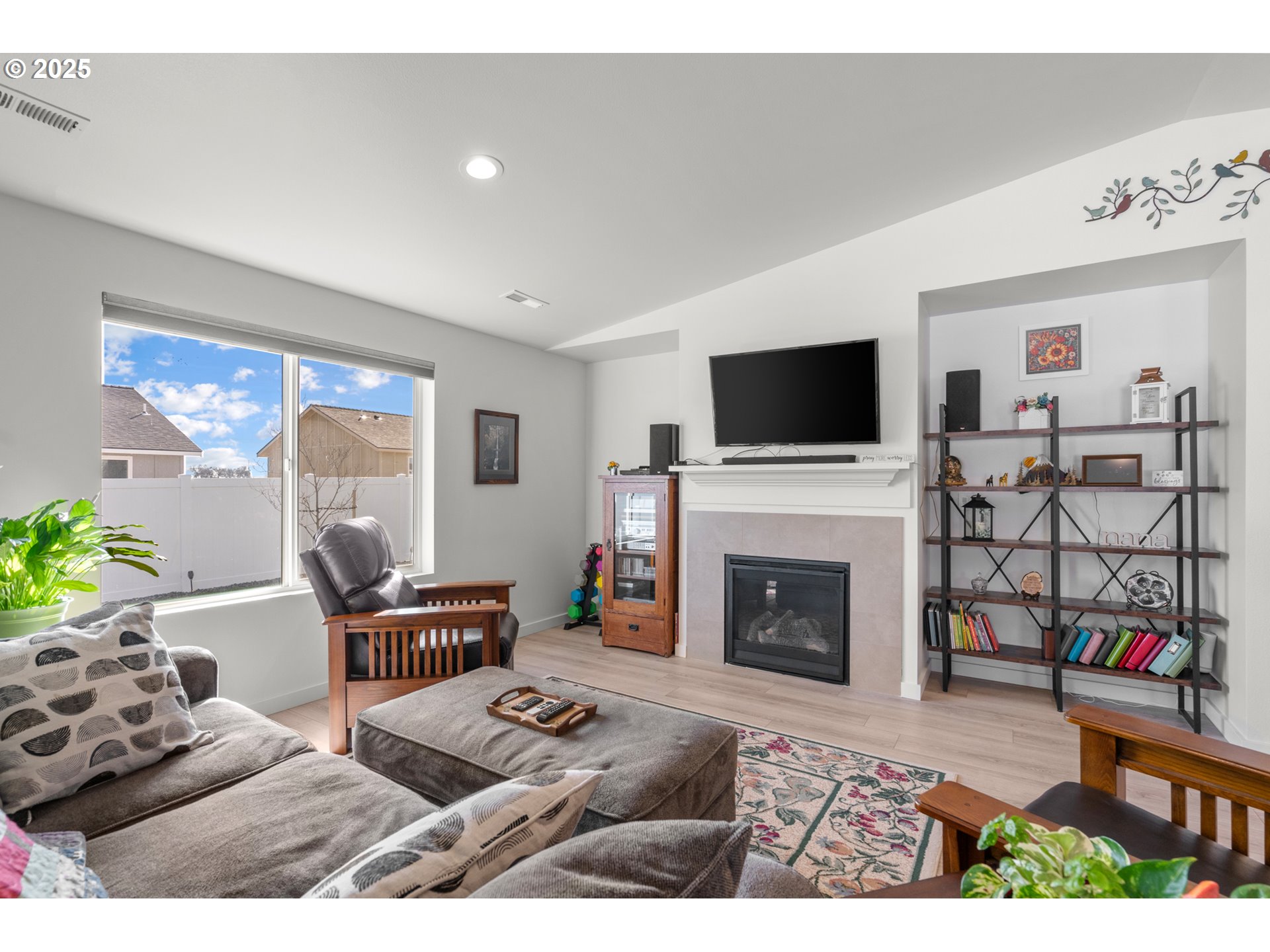 205 River Ridge Drive Boardman, OR 97818 - Photo 4 of 45