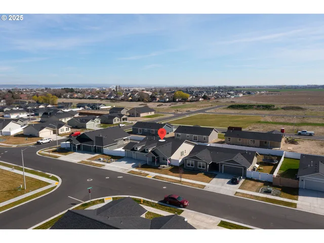 $369,000 | 205 River Ridge Drive, Boardman, OR 97818