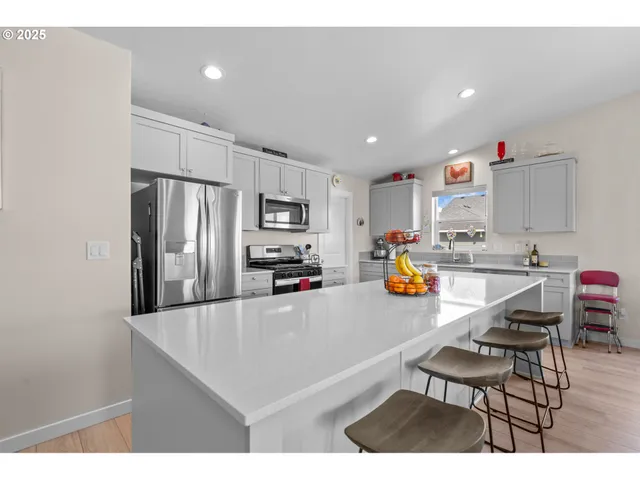 $369,000 | 205 River Ridge Drive, Boardman, OR 97818