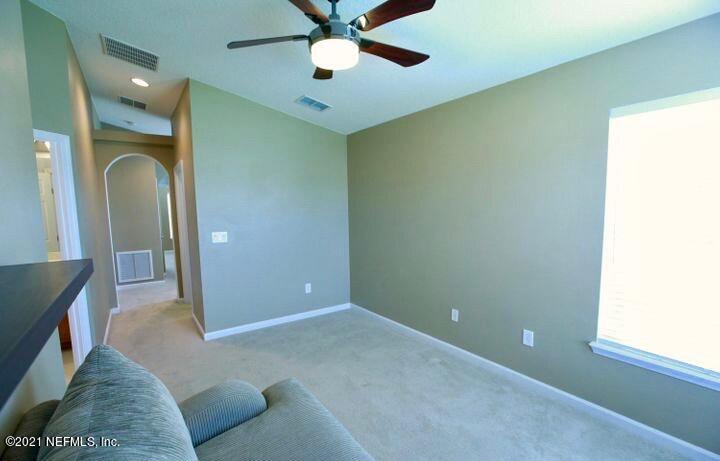 12998 Spring Rain Road Jacksonville, FL 32258 - Photo 17 of 32 DEN/LOFT/LIVING ROOM