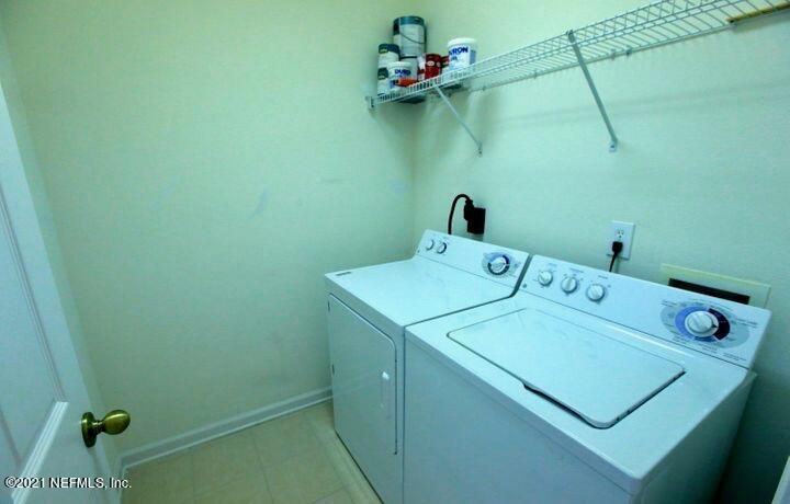 12998 Spring Rain Road Jacksonville, FL 32258 - Photo 22 of 32 LAUNDRY