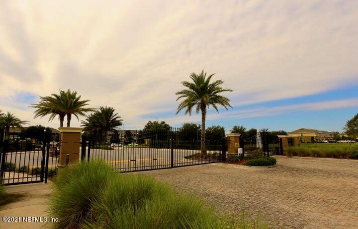 12998 Spring Rain Road Jacksonville, FL 32258 - Photo 27 of 32 GATE ENTRANCE