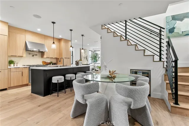 $2,895,000 | 603-5 Larkspur Avenue, Corona del Mar, CA 92625