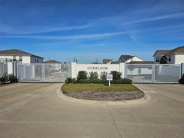 $2,300 | 6737 Windfall Drive, Fort Worth, TX 76135