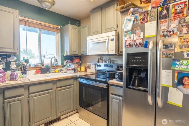 $339,000 | 1221 South Lakeland Drive, Moses Lake, WA 98837