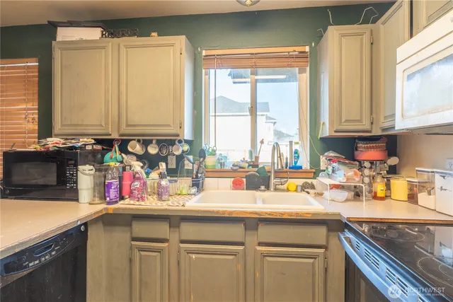 $339,000 | 1221 South Lakeland Drive, Moses Lake, WA 98837