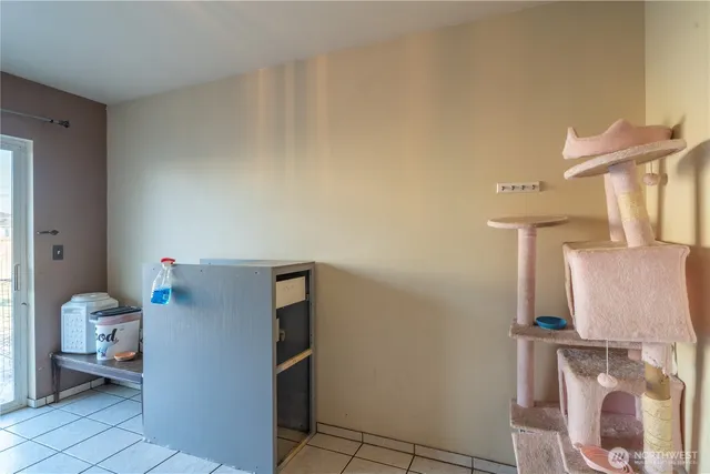 $339,000 | 1221 South Lakeland Drive, Moses Lake, WA 98837