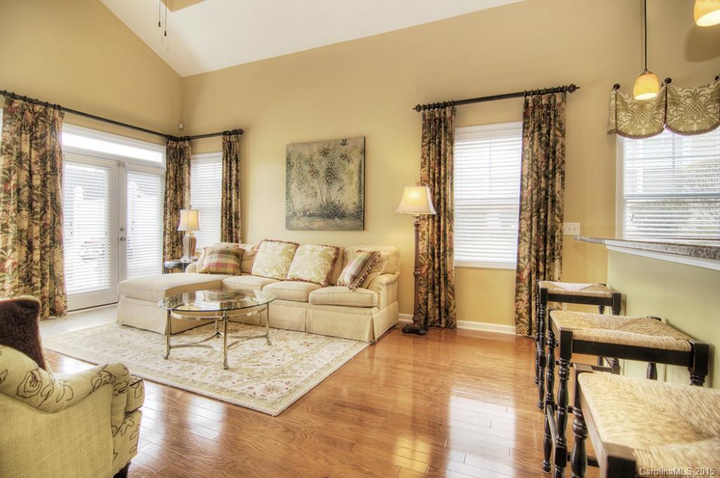 320 Wave Crest Drive, Unit 320 Tega Cay, SC 29708 - Photo 3 of 24