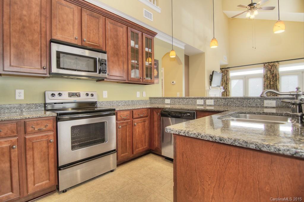 320 Wave Crest Drive, Unit 320 Tega Cay, SC 29708 - Photo 8 of 24
