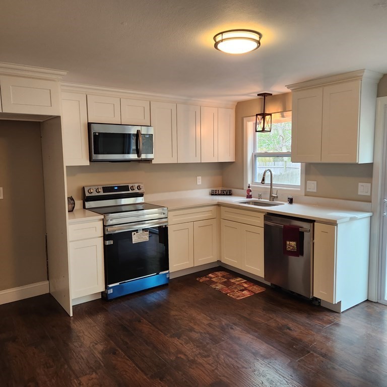 130 Old Ferry Road, Unit E Haverhill, MA 01830 - Photo 2 of 13 Gallery Image 2