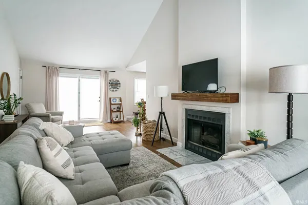 $325,000 | 51485 Timberline Trce Drive North, Granger, IN 46530