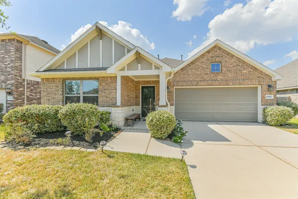 $2,400 | 18906 Sorrento Point Drive, New Caney, TX 77357