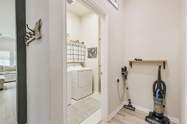 $2,400 | 18906 Sorrento Point Drive, New Caney, TX 77357