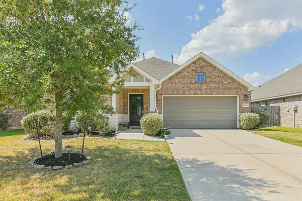 $2,400 | 18906 Sorrento Point Drive, New Caney, TX 77357