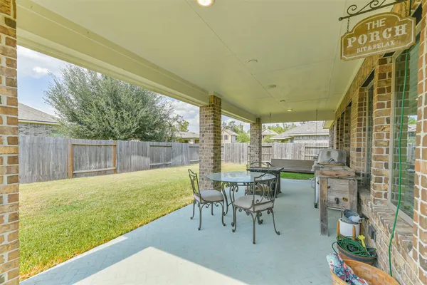 $2,400 | 18906 Sorrento Point Drive, New Caney, TX 77357
