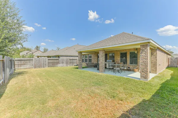 $2,400 | 18906 Sorrento Point Drive, New Caney, TX 77357