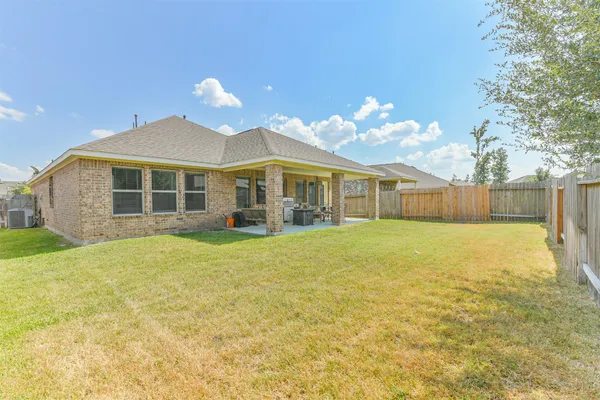 $2,400 | 18906 Sorrento Point Drive, New Caney, TX 77357