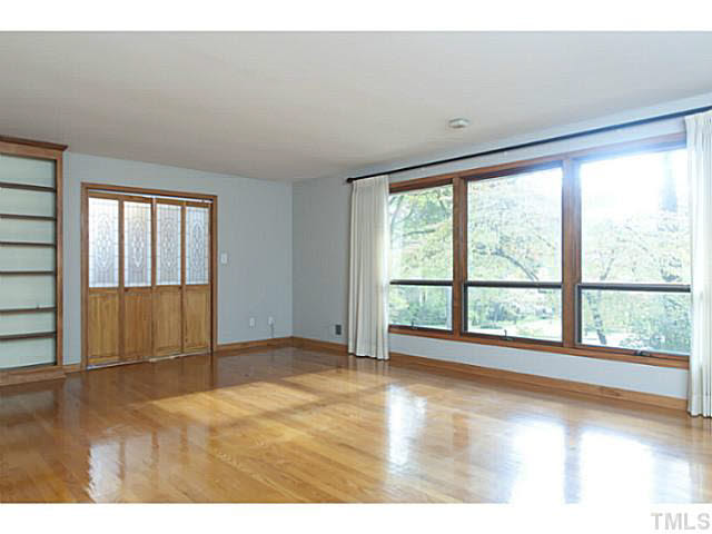 5304 Alpine Drive Raleigh, NC 27609 - Photo 5 of 25 Living Room