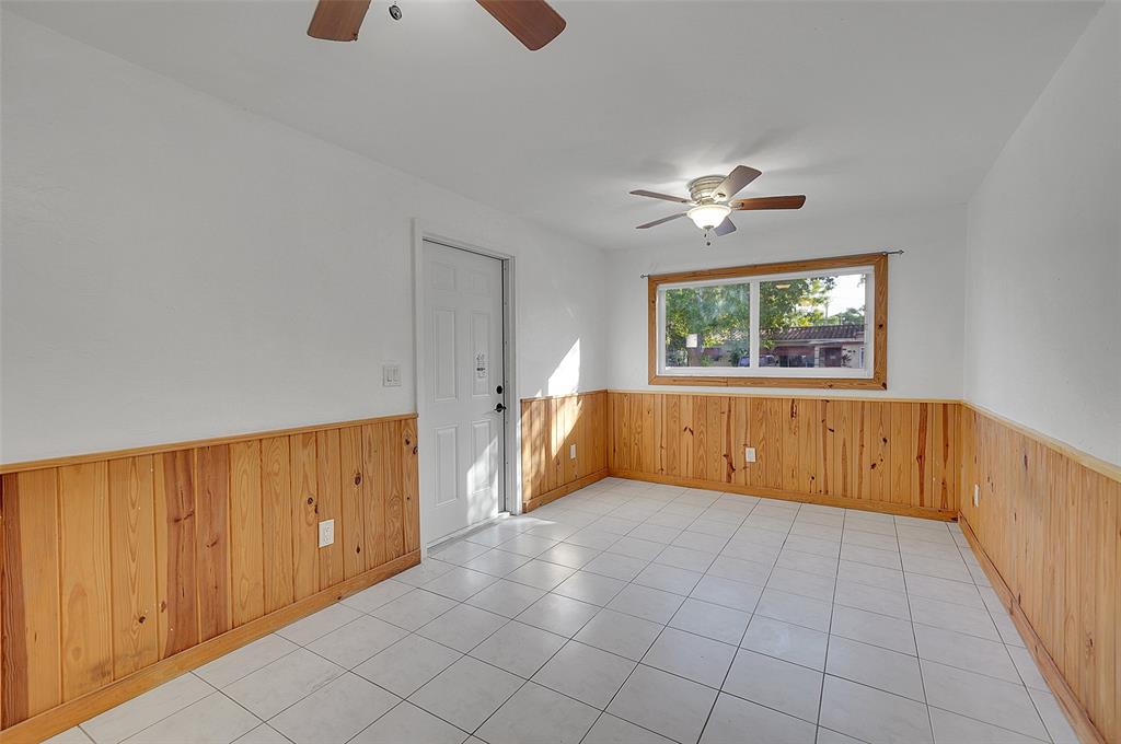 29 Southeast 8th Street Dania Beach, FL 33004 - Photo 26 of 42 a view of an empty room with a window