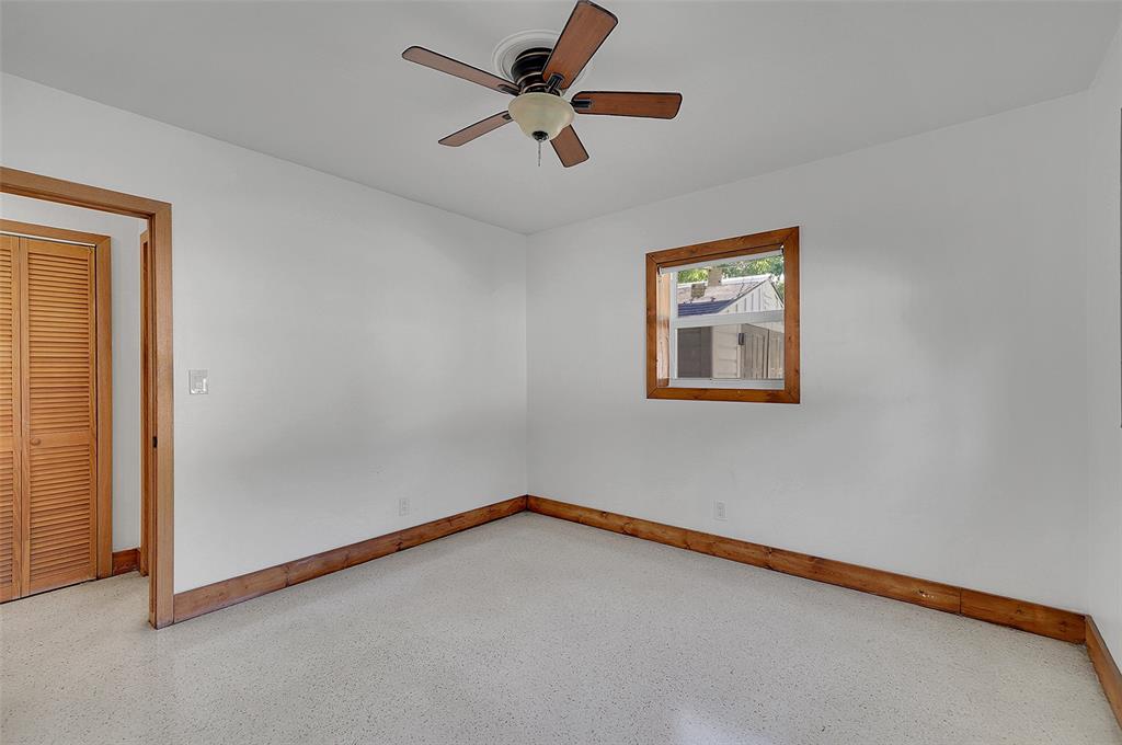 29 Southeast 8th Street Dania Beach, FL 33004 - Photo 27 of 42 a view of an empty room